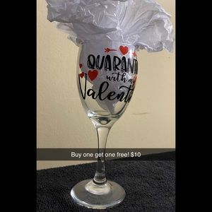 BUY ONE GET ONE FREE VALENTINE WINE GLASS!
